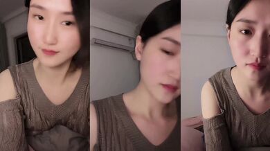 【极品稀缺魔手外购】最新《疯狂抖音》外篇《抖音擦边7》颜值女神各显神通 闪现走光 扣逼漏奶 露毛露屁凸点诱惑 (9)